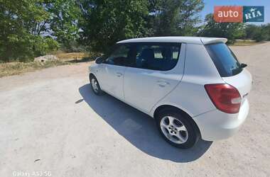 Хэтчбек Skoda Fabia 2014 в Запорожье