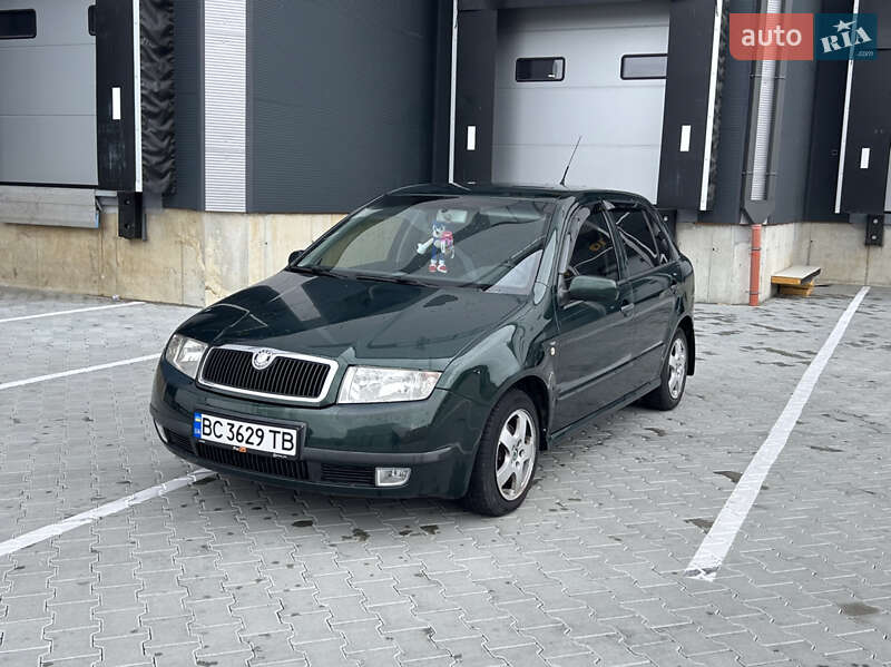 Хэтчбек Skoda Fabia 2001 в Львове