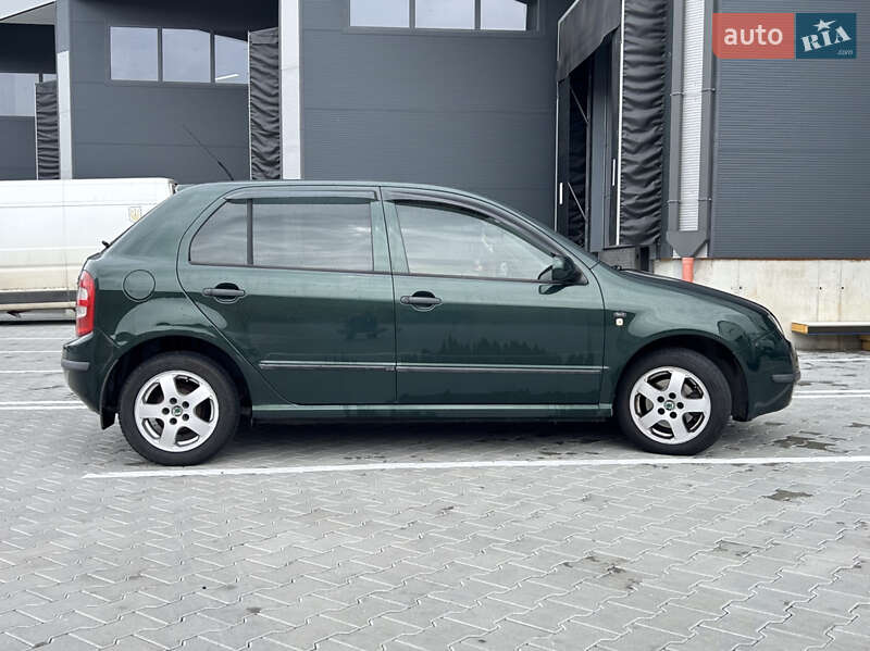 Хэтчбек Skoda Fabia 2001 в Львове