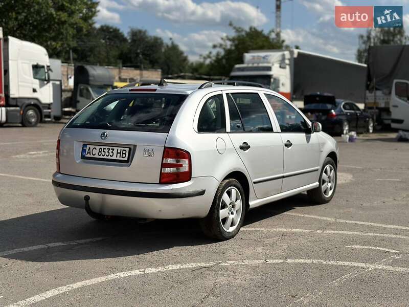 Універсал Skoda Fabia 2004 в Луцьку