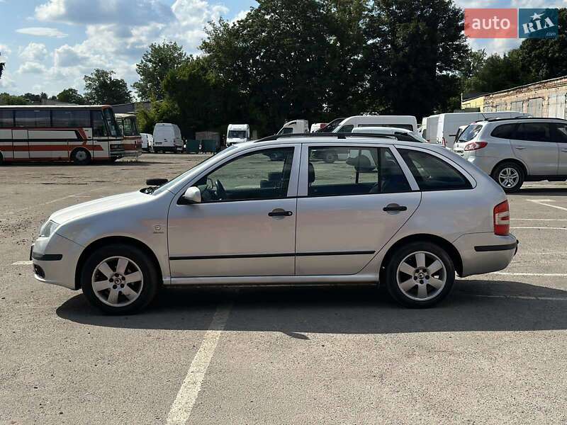 Універсал Skoda Fabia 2004 в Луцьку