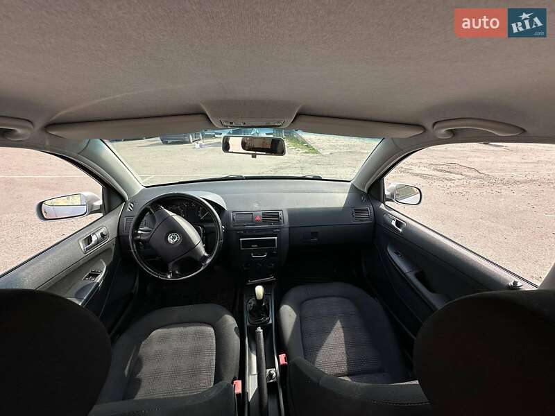 Універсал Skoda Fabia 2004 в Луцьку