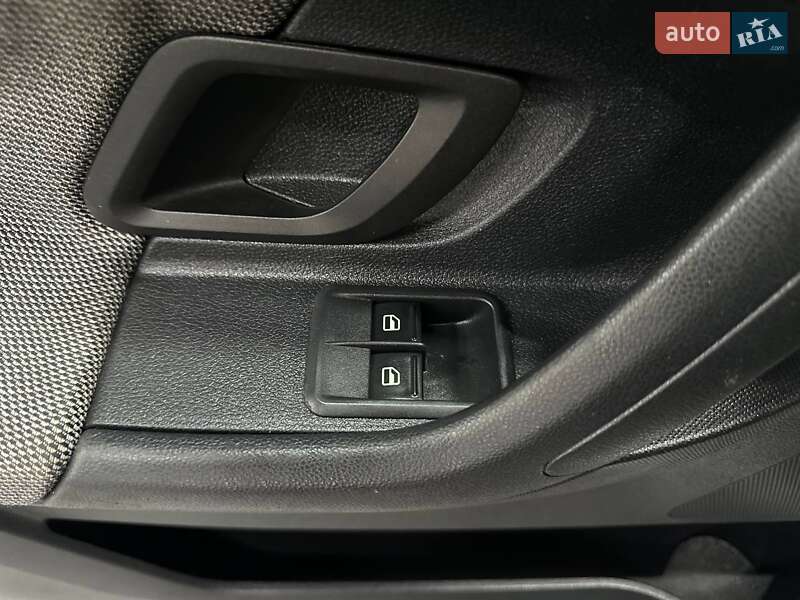Хетчбек Skoda Fabia 2009 в Кам'янському