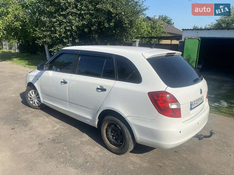 Універсал Skoda Fabia 2012 в Києві