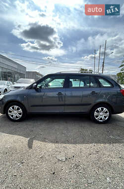 Универсал Skoda Fabia 2010 в 