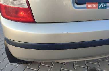 Хетчбек Skoda Fabia 2005 в 