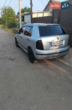 Хэтчбек Skoda Fabia 2006 в 