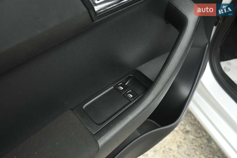 Универсал Skoda Fabia 2015 в Бердичеве