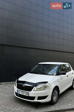 Хэтчбек Skoda Fabia 2011 в Славянске