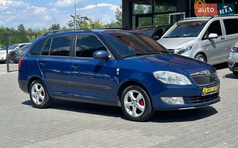 Универсал Skoda Fabia 2011 в Черновцах