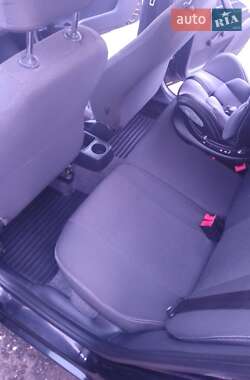 Универсал Skoda Fabia 2010 в 