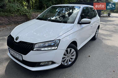 Хэтчбек Skoda Fabia 2019 в Киеве
