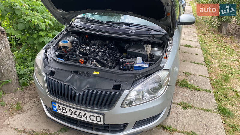 Хэтчбек Skoda Fabia 2010 в Виннице