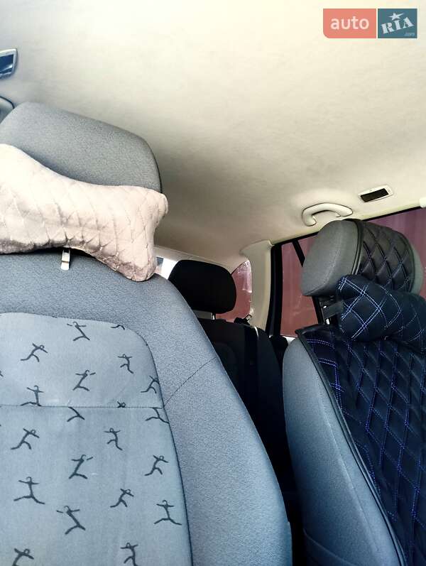 Універсал Skoda Fabia 2004 в Сумах