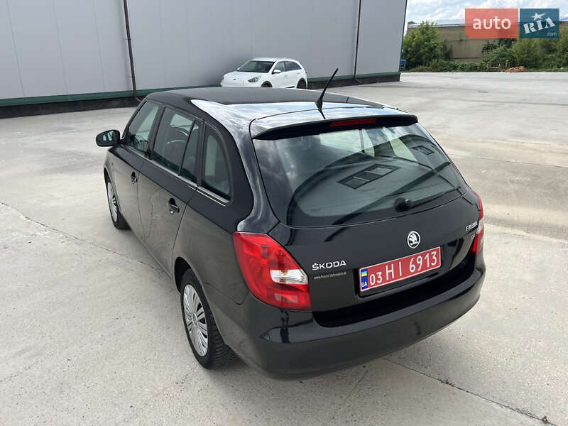 Універсал Skoda Fabia 2013 в Вінниці