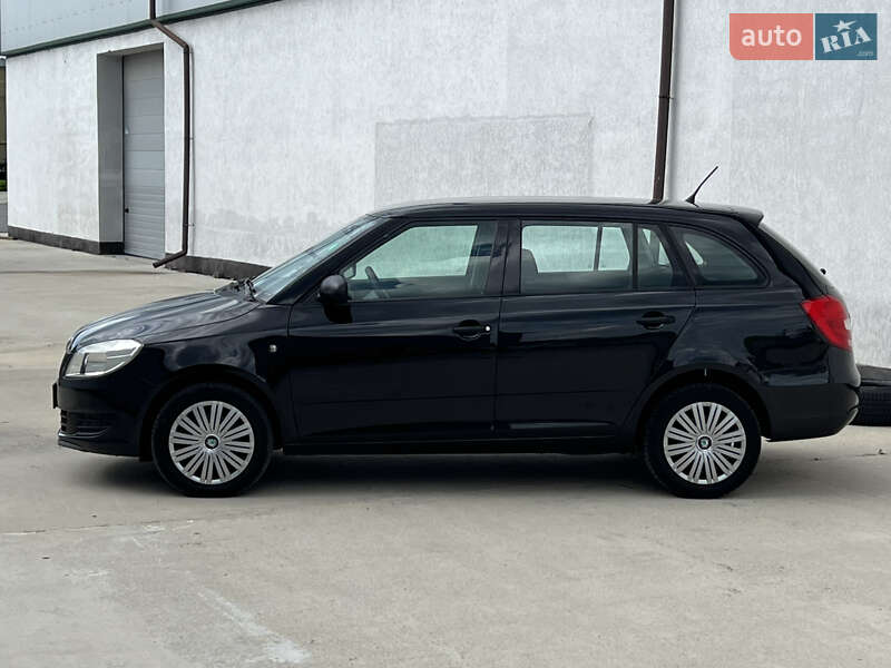 Універсал Skoda Fabia 2013 в Вінниці