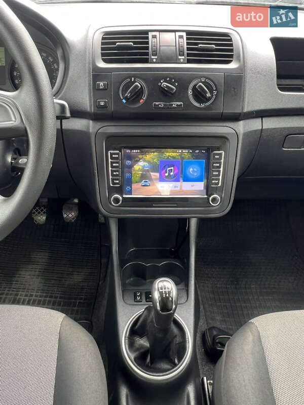 Універсал Skoda Fabia 2013 в Вінниці