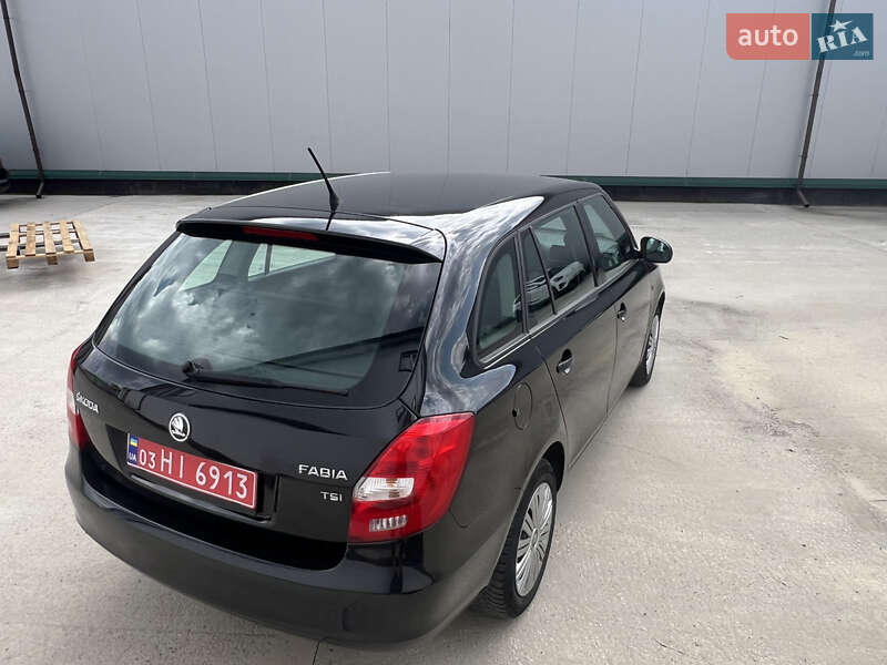 Універсал Skoda Fabia 2013 в Вінниці