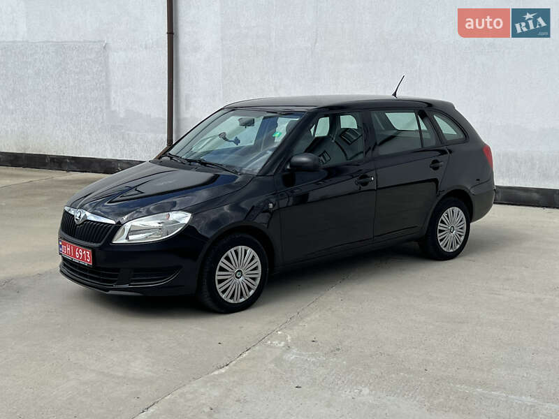 Універсал Skoda Fabia 2013 в Вінниці