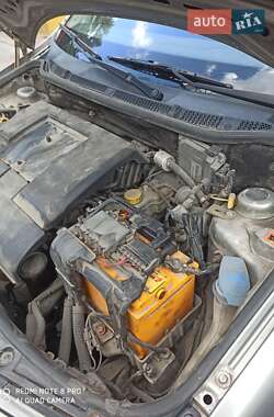 Седан Skoda Fabia 2006 в 