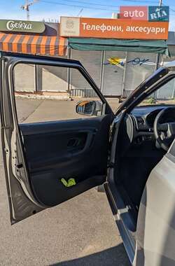 Хэтчбек Skoda Fabia 2012 в 