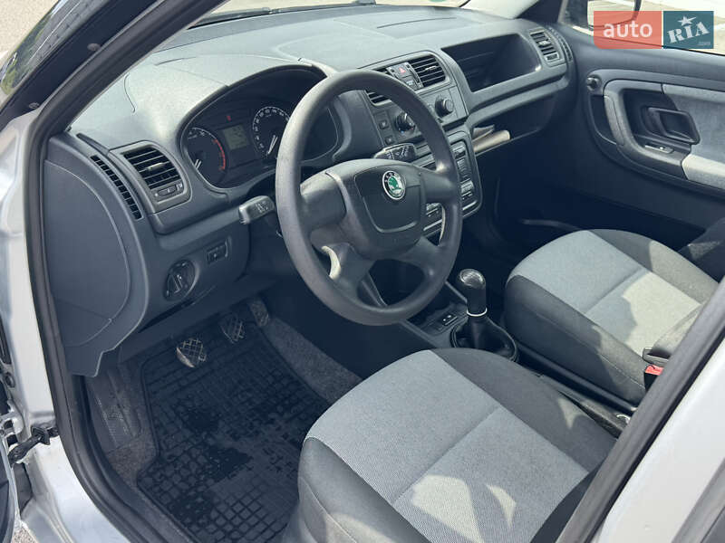Универсал Skoda Fabia 2010 в Полтаве