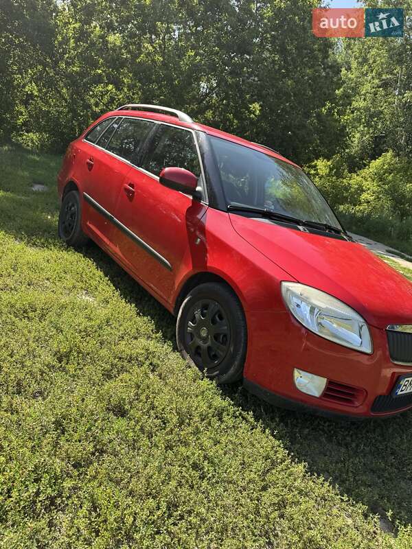 Універсал Skoda Fabia 2010 в Сумах фото 2 Універсал Skoda Fabia 2010 в Сумах