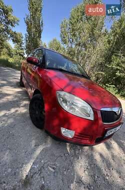 Универсал Skoda Fabia 2010 в 