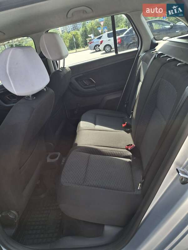 Універсал Skoda Fabia 2011 в Києві фото 11 Універсал Skoda Fabia 2011 в Києві