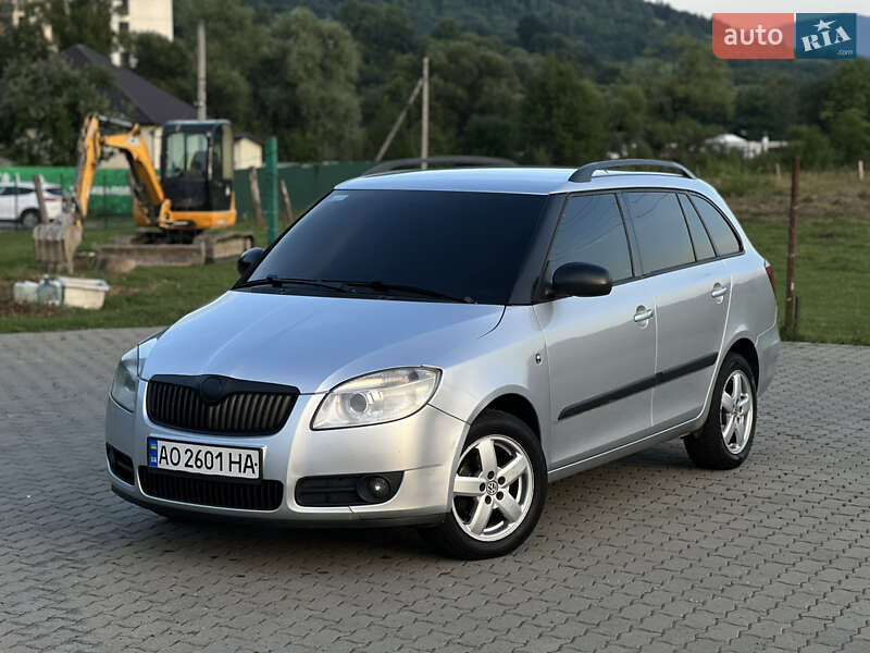 Skoda Fabia 2009 Skoda Fabia 2009