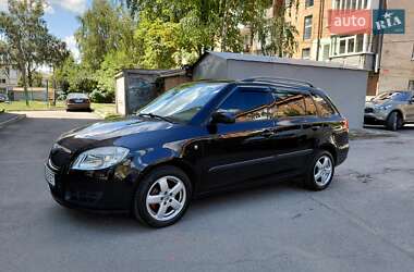 Універсал Skoda Fabia 2008 в Вінниці
