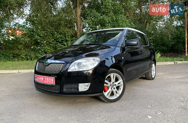 Хэтчбек Skoda Fabia 2008 в 