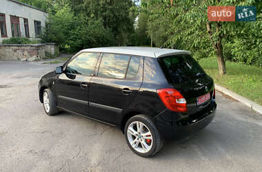 Хэтчбек Skoda Fabia 2008 в 