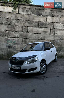 Хэтчбек Skoda Fabia 2011 в Львове