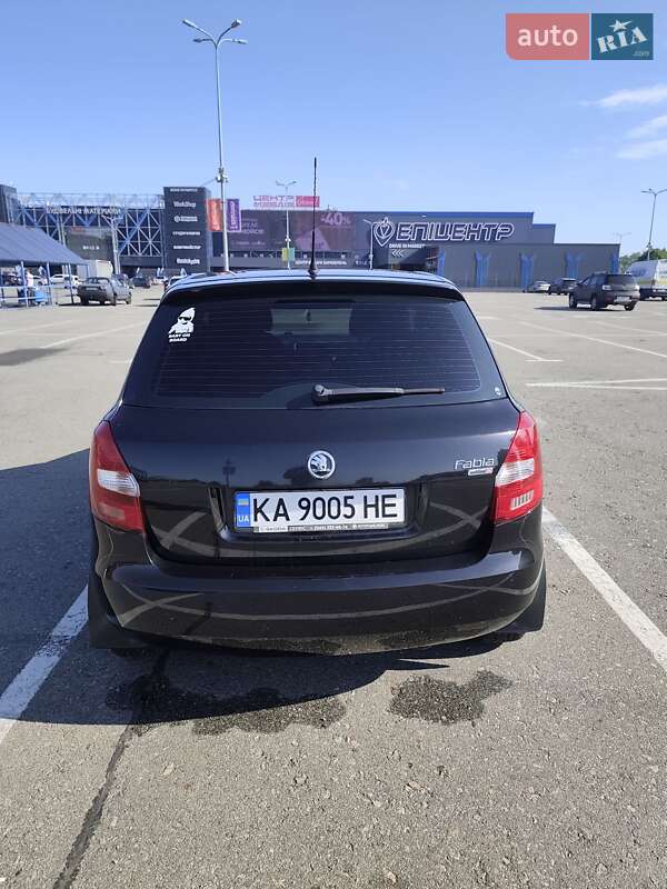 Хетчбек Skoda Fabia 2008 в Києві