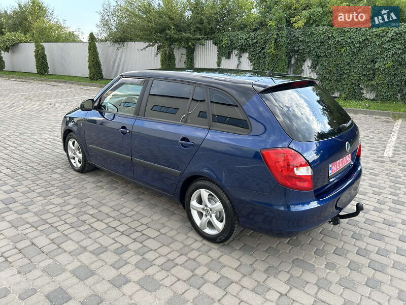 Універсал Skoda Fabia 2010 в Івано-Франківську