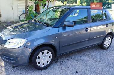 Хэтчбек Skoda Fabia 2009 в Сумах