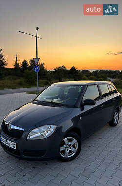 Універсал Skoda Fabia 2009 в Волочиську