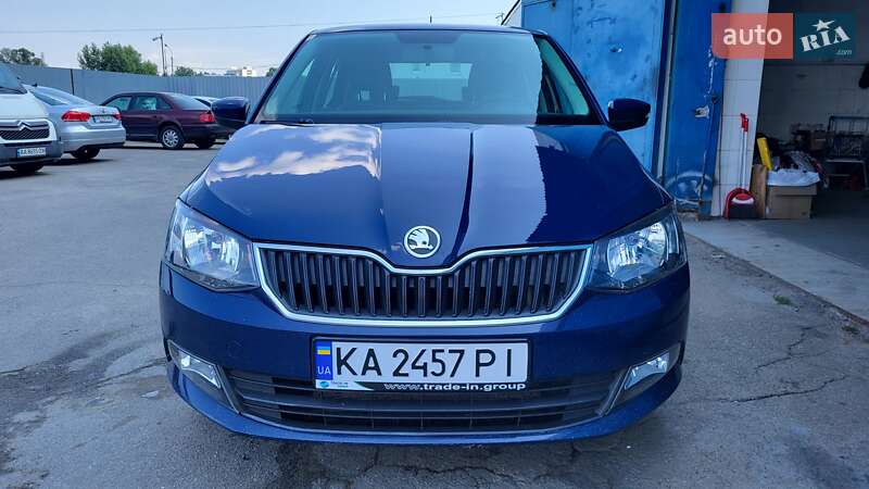 Хэтчбек Skoda Fabia 2017 в Киеве