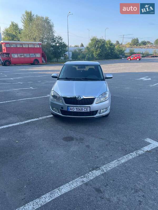 Универсал Skoda Fabia 2010 в Ужгороде