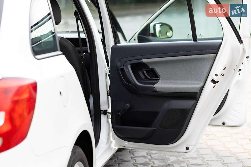 Универсал Skoda Fabia 2014 в Тернополе