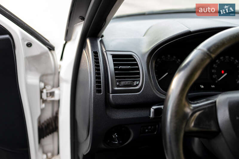Универсал Skoda Fabia 2014 в Тернополе