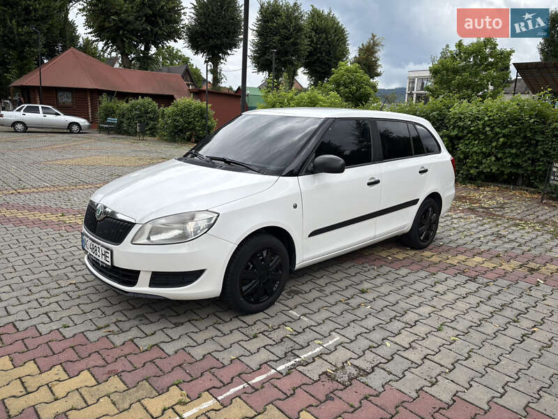 Универсал Skoda Fabia 2011 в Солотвине