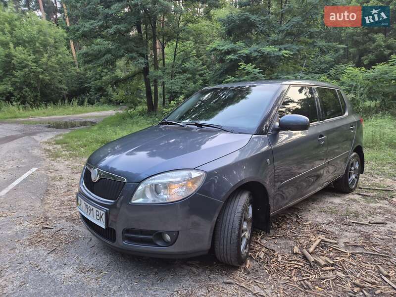 Хэтчбек Skoda Fabia 2008 в Броварах