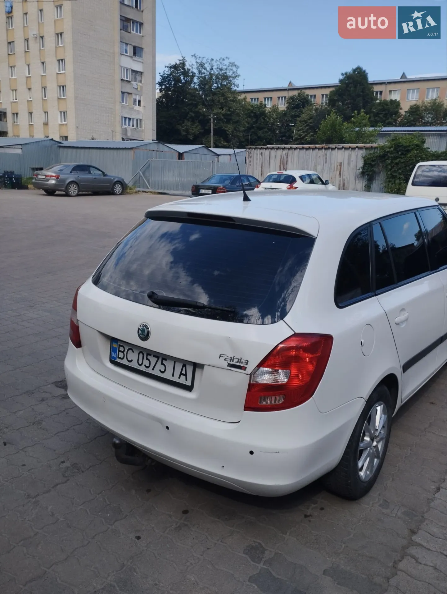 2010 Skoda Fabia - мініатюра 10