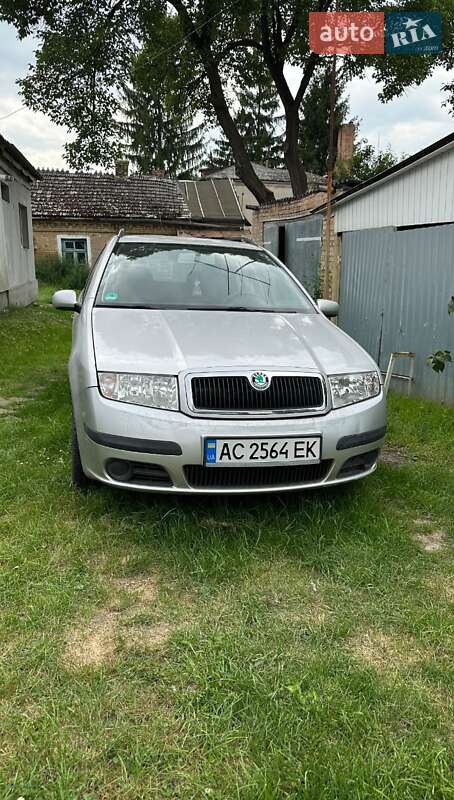 Універсал Skoda Fabia 2004 в Луцьку