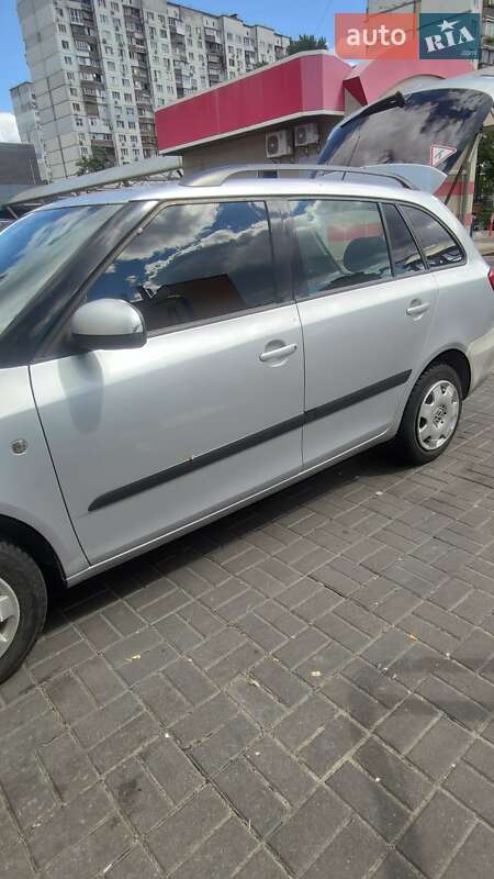 Універсал Skoda Fabia 2008 в Києві