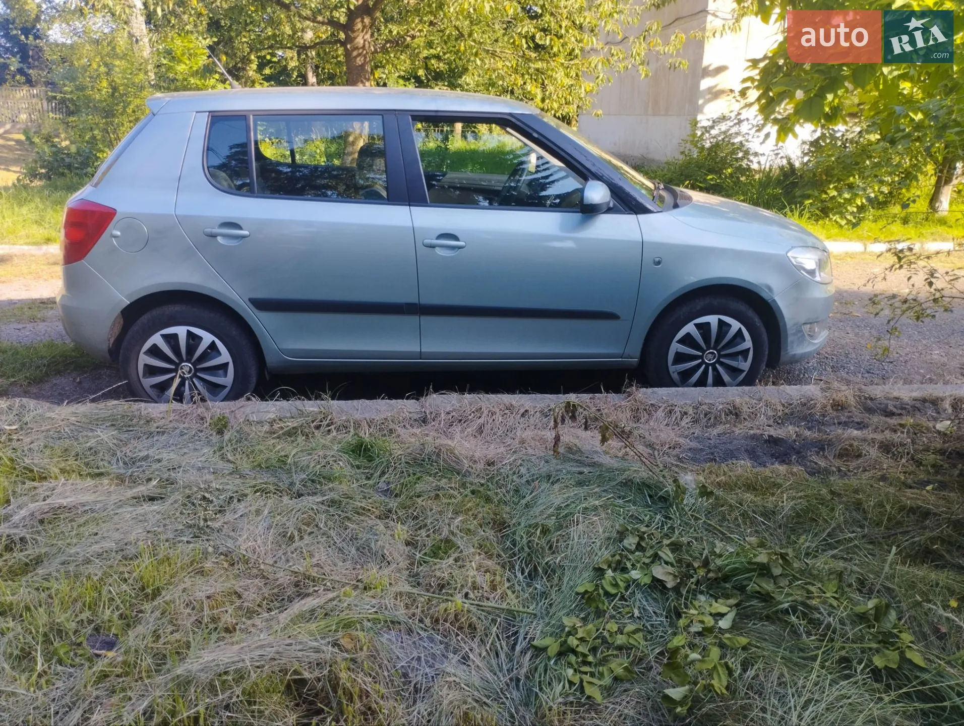 2011 Skoda Fabia - мініатюра 11
