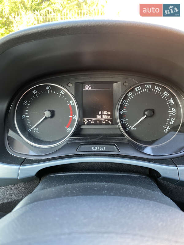 Хетчбек Skoda Fabia 2016 в Києві