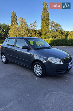 Хетчбек Skoda Fabia 2009 в Сумах